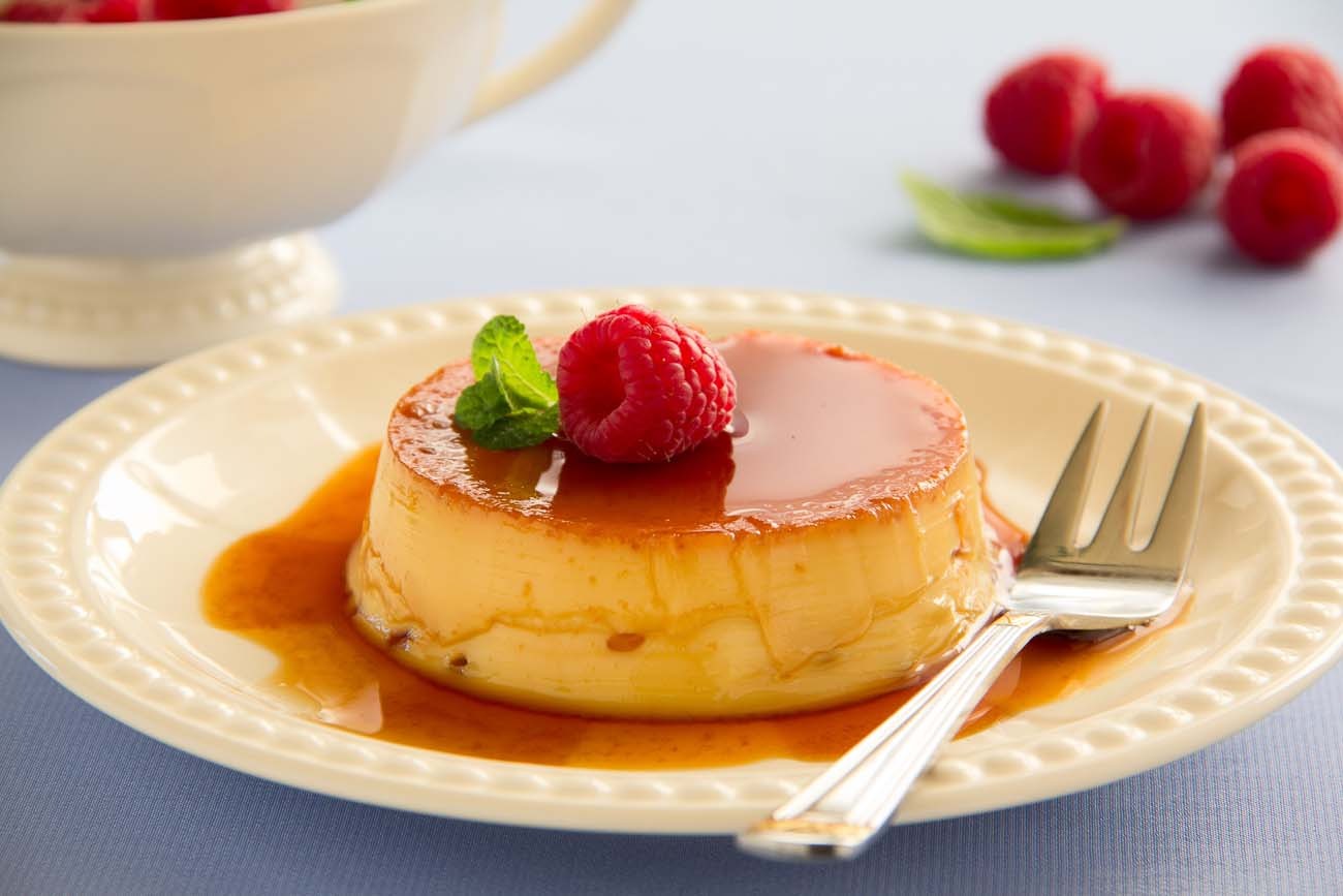 Cách làm kem flan bằng sữa tươi thơm ngon tại nhà